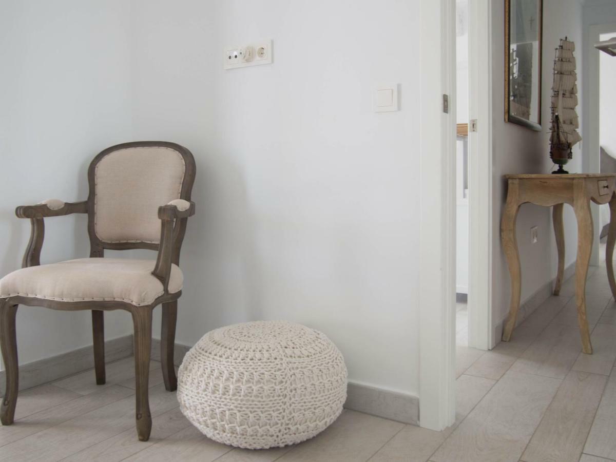 Frontline Villa, Five Star Deluxe エル・カンページョ エクステリア 写真